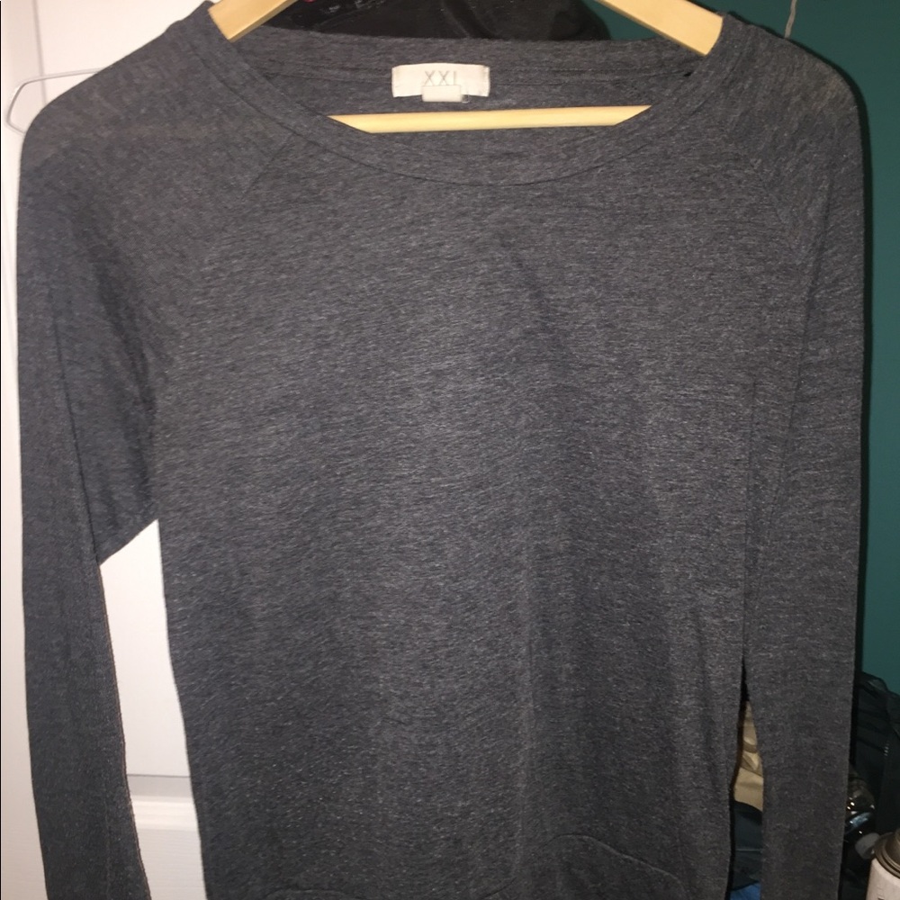 Long sleeve tee